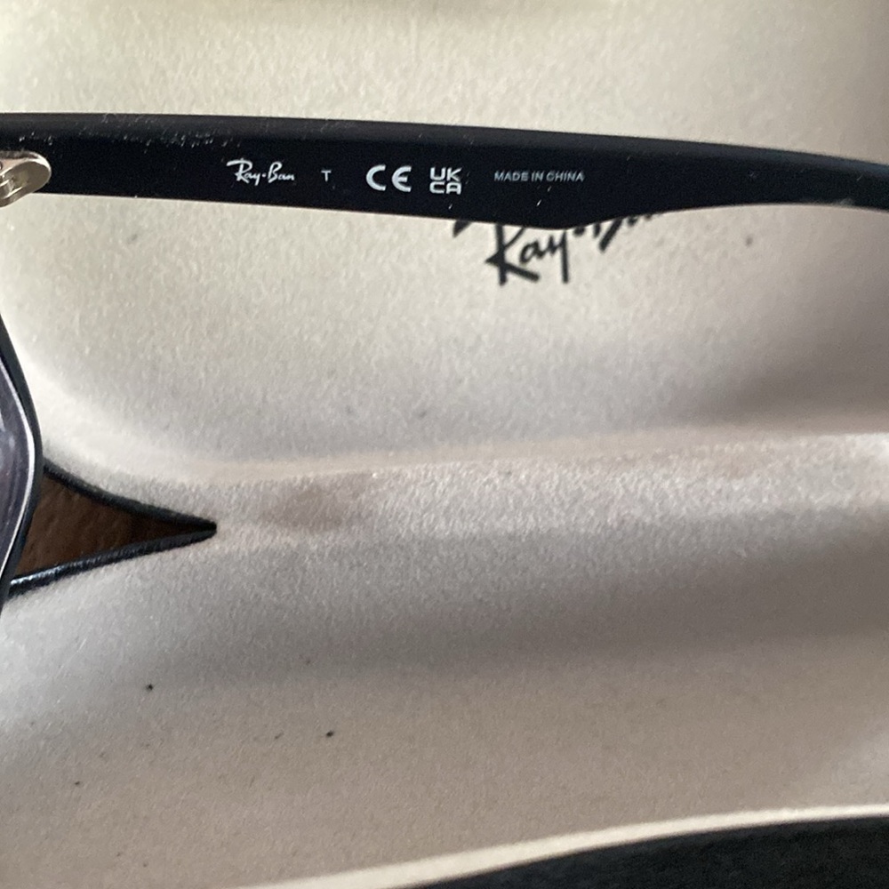 Ray-Ban Black Eyeglasses with Case - Picture 4 of 6